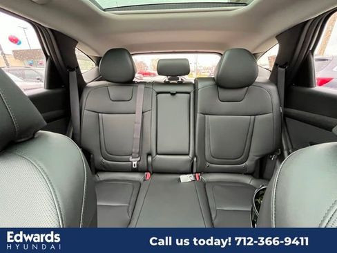 New 2025 Hyundai Tucson SEL image 32