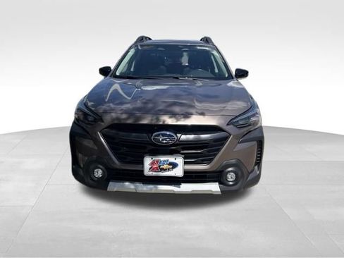 Used 2024 Subaru Outback Limited AWD/4WD image 2