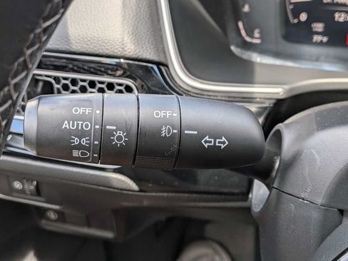 Certified 2023 Honda Civic Sport Touring image 27