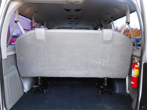 Used 2012 Ford E-350 and Econoline 350 XL w/ PWR Windows & Locks Group image 17