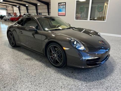 Used 2013 Porsche 911 Carrera 4S image 8