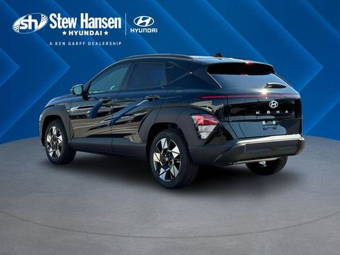 Used 2025 Hyundai Kona SEL AWD/4WD image 6
