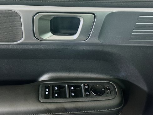 Used 2025 Hyundai Santa Fe SEL image 15