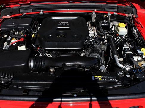 Used 2020 Jeep Wrangler Unlimited Sport S image 22