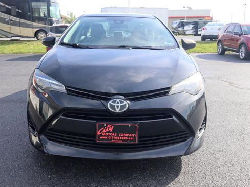Used 2017 Toyota Corolla L FWD image 21