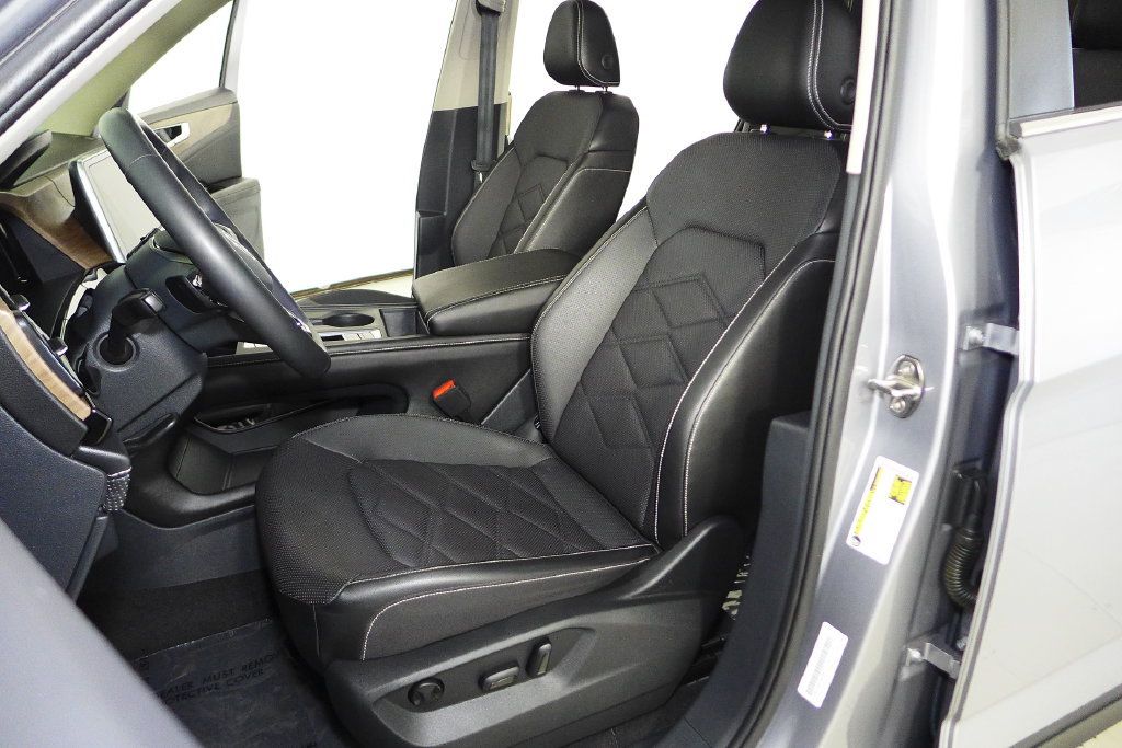 Used 2024 Volkswagen Atlas SE FWD image 22