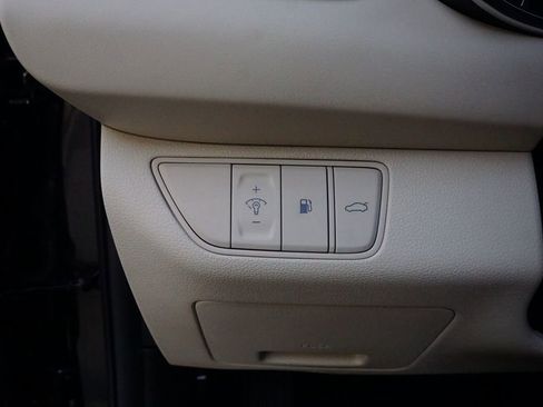 Certified 2026 Genesis G70 2.5T image 13