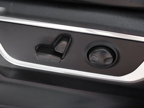 Used 2022 RAM 1500 Laramie image 19