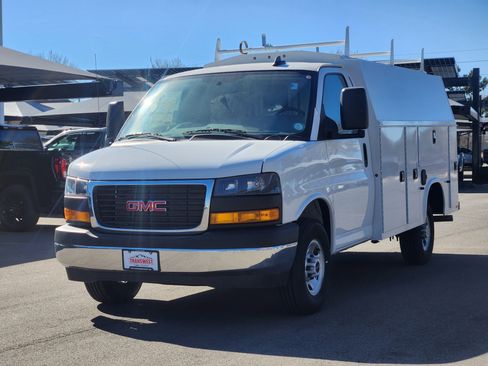 New 2025 GMC Savana 3500 w/ Power Convenience Package image 5
