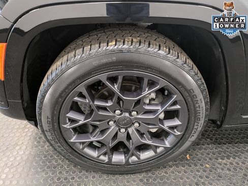 Used 2025 Jeep Grand Cherokee Summit AWD/4WD image 7