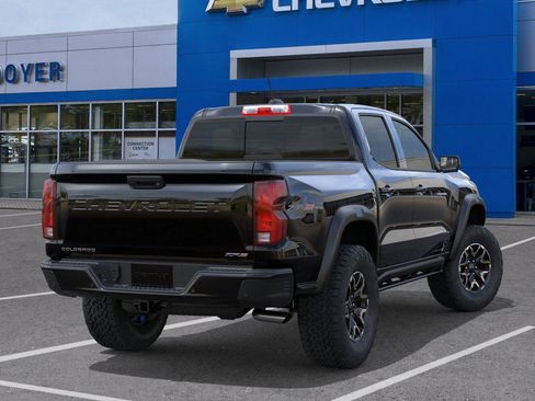 New 2026 Chevrolet Colorado ZR2 w/ Technology Package AWD/4WD image 4