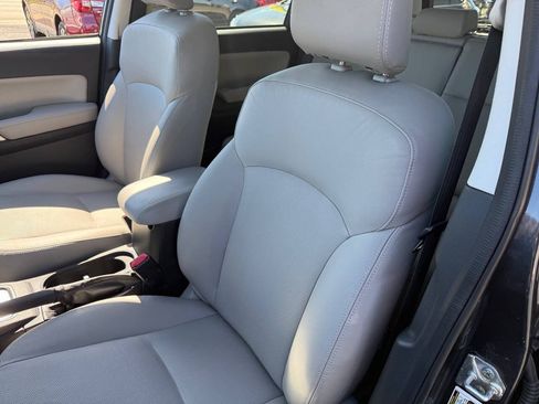 Used 2015 Subaru Forester 2.5i Limited AWD/4WD image 51