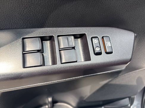 Used 2017 Toyota RAV4 XLE w/ Plus Special Value Package AWD/4WD image 25