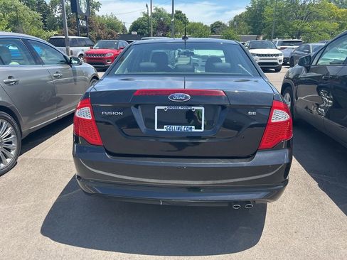 Used 2010 Ford Fusion SE FWD image 5