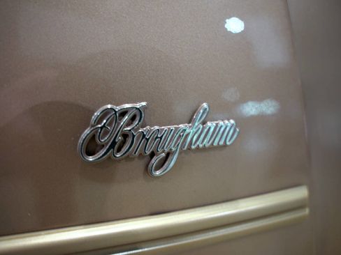 Used 1989 Cadillac Brougham image 25