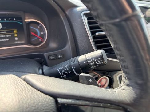 Used 2019 Honda Pilot Elite image 29