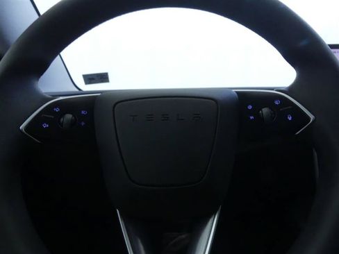 Used 2024 Tesla Model 3 Long Range RWD image 19