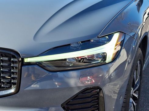 Certified 2023 Volvo XC60 B5 Plus w/ Climate Package image 8