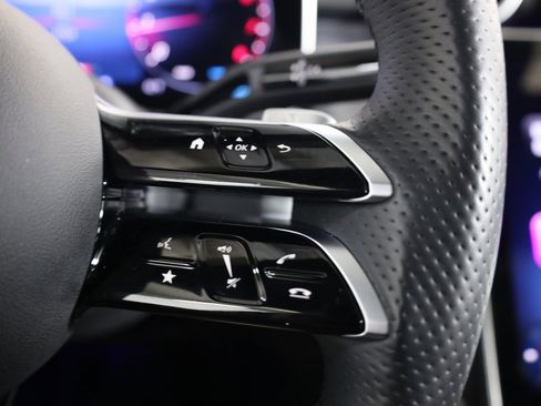 Used 2025 Mercedes-Benz C 300 C 300 image 23