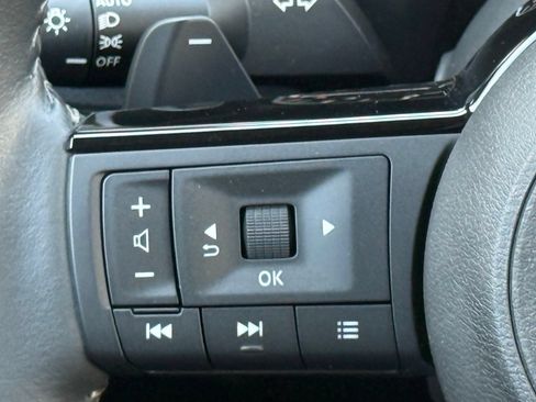 Used 2023 Nissan Rogue SL w/ SL Premium Package AWD/4WD image 35