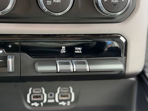 Used 2020 RAM 1500 Big Horn image 16