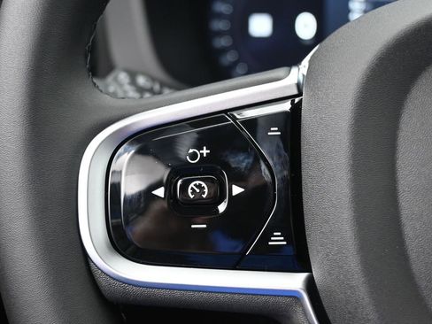 New 2026 Volvo XC60 B5 Plus w/ Protection Package Premier image 11