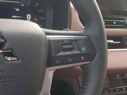 New 2026 Mitsubishi Outlander SEL FWD image 25