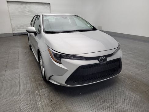 Used 2022 Toyota Corolla LE w/ LE Convenience Package image 14