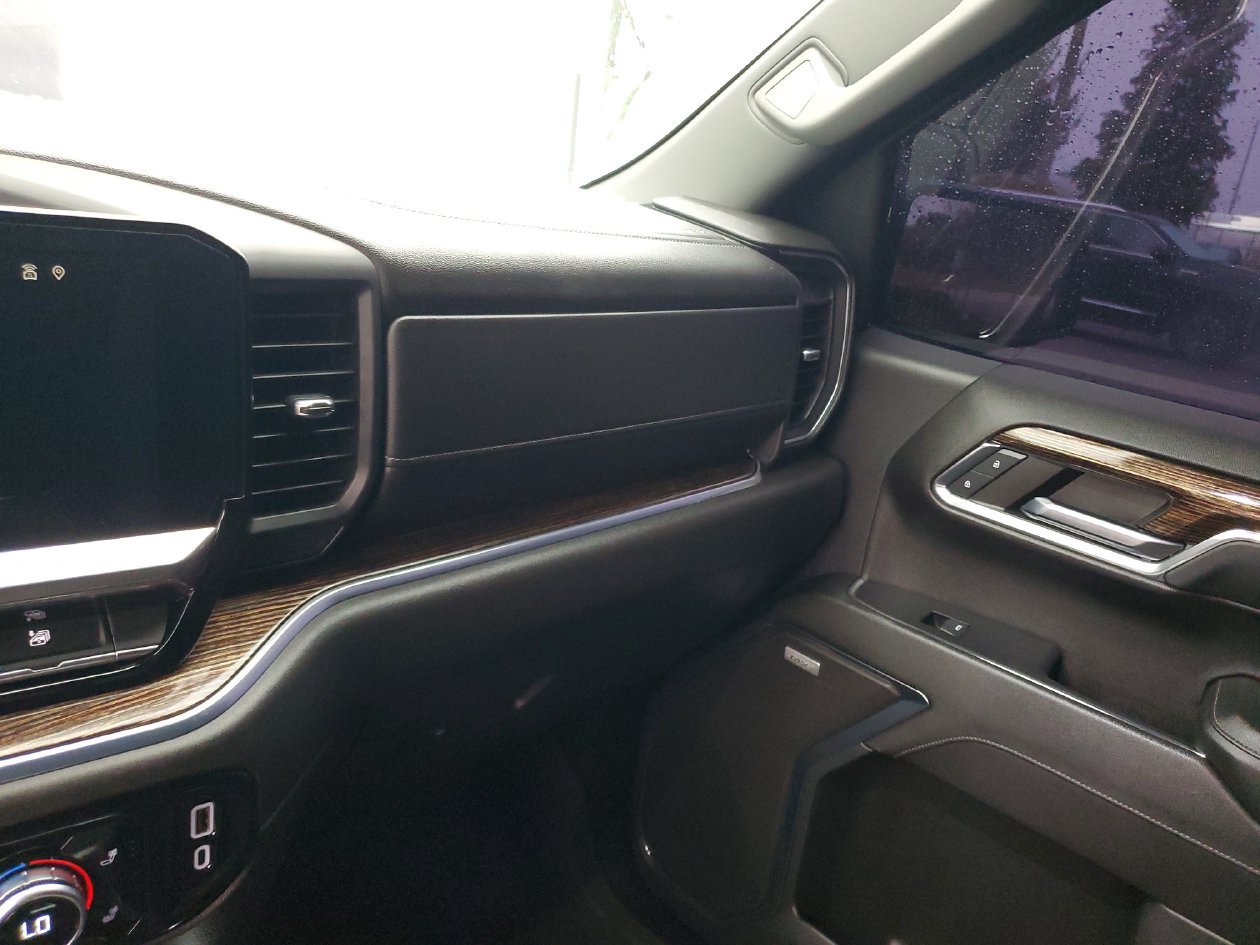 Used 2024 GMC Sierra 1500 Elevation w/ Preferred Package AWD/4WD image 26
