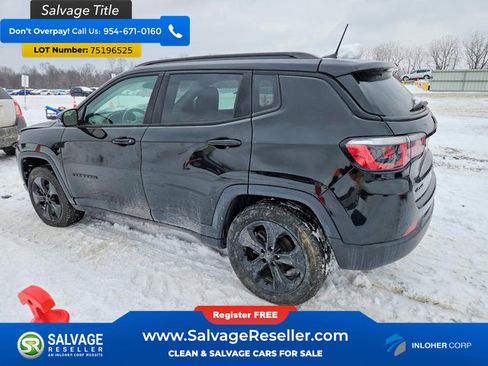 Used 2019 Jeep Compass Latitude image 3