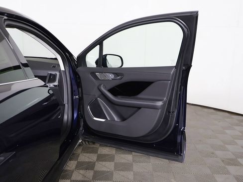 Used 2023 Jaguar I-PACE HSE image 27