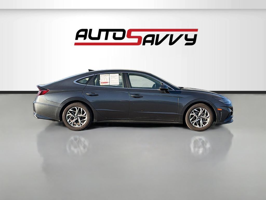 Used 2023 Hyundai Sonata SEL FWD image 8