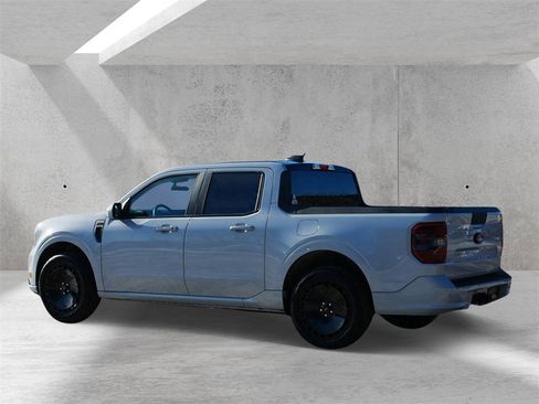 Used 2026 Ford Maverick Lobo image 4