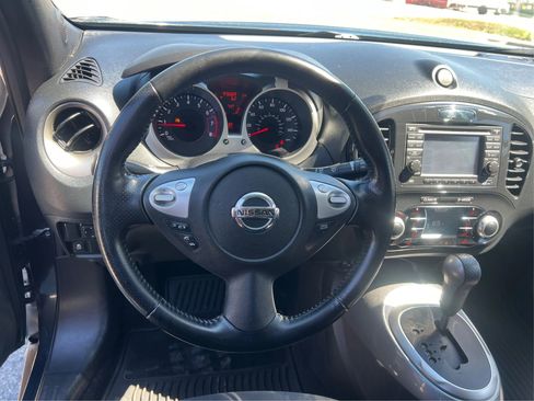 Used 2013 Nissan Juke SV image 17