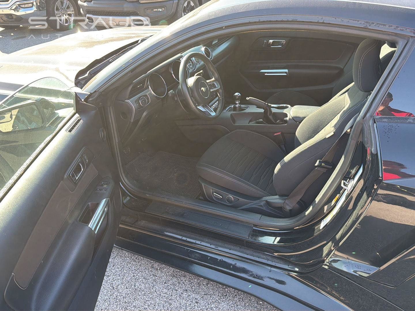 Used 2016 Ford Mustang GT w/ GT Performance Package RWD image 10