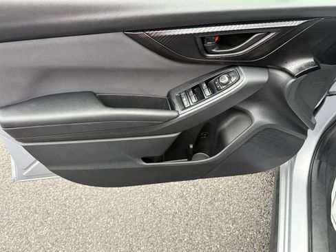 Used 2021 Subaru Crosstrek 2.0i Premium image 24