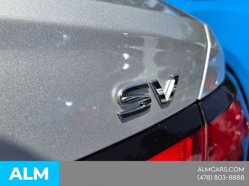 Used 2024 Nissan Versa SV FWD image 14