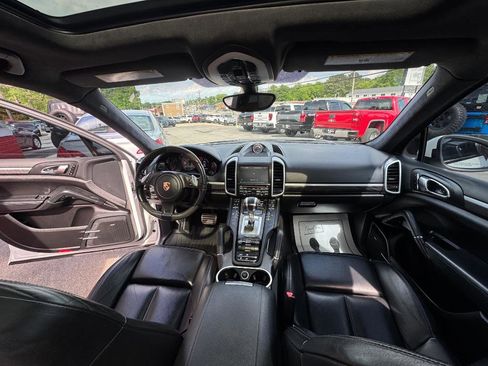 Used 2013 Porsche Cayenne GTS AWD/4WD image 25