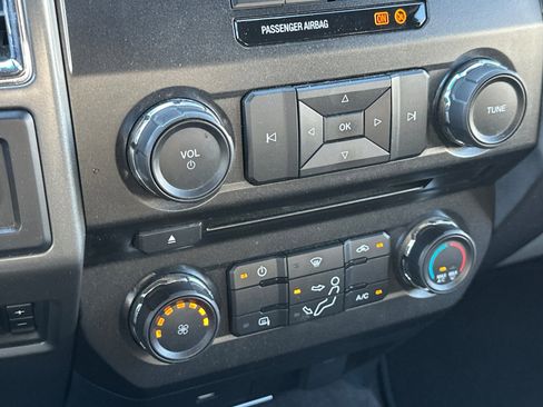 Used 2018 Ford F250 XLT AWD/4WD image 27