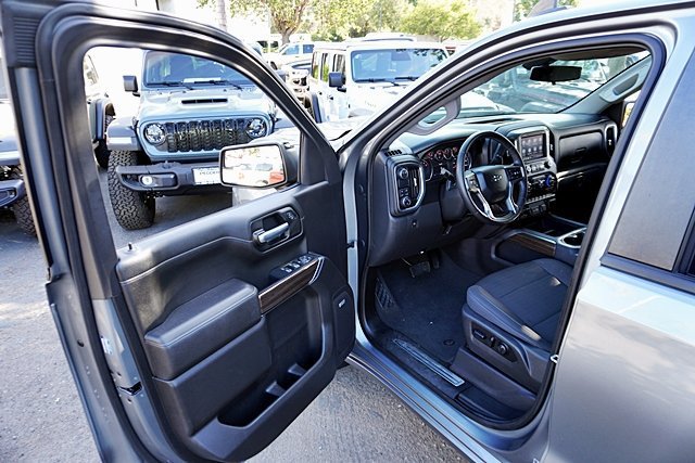 Used 2021 Chevrolet Silverado 1500 RST w/ Convenience Package II RWD image 50