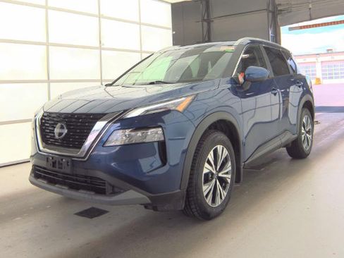 Certified 2023 Nissan Rogue SV w/ SV Premium B Package AWD/4WD image 2