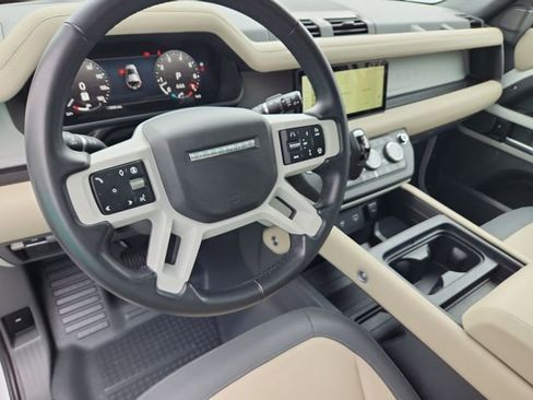 Used 2024 Land Rover Defender 110 X-Dynamic SE AWD/4WD image 14