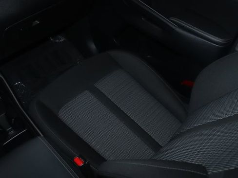 Used 2023 Kia Sorento LX image 26