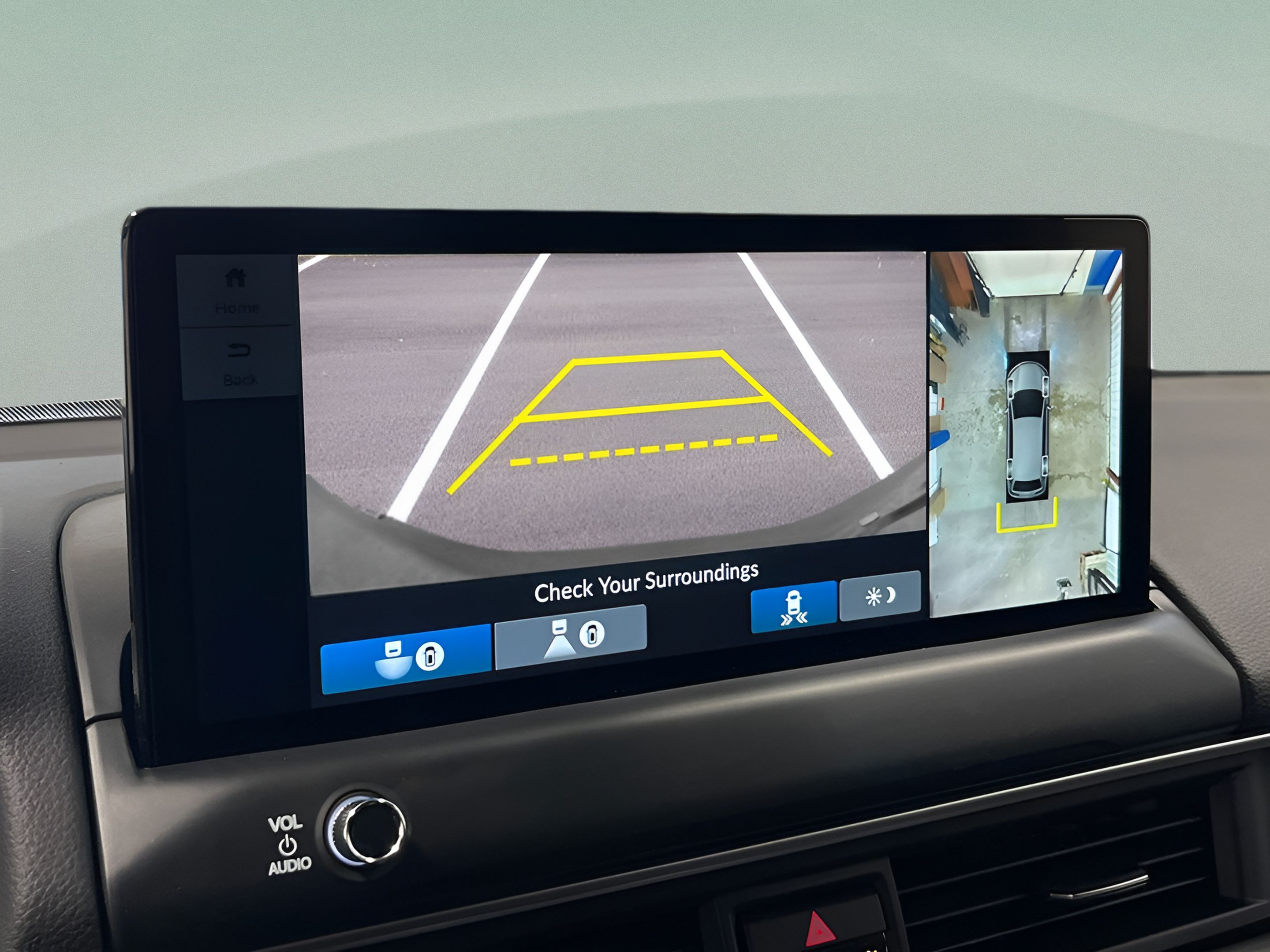 New 2026 Honda Pilot Touring image 16