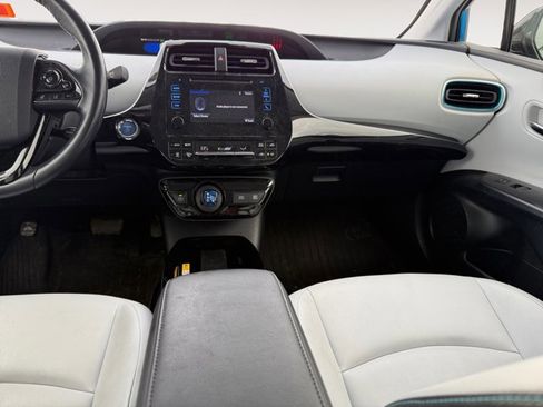 Used 2019 Toyota Prius XLE image 13