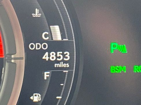 Used 2024 Lexus LC 500 Convertible w/ Touring Package RWD image 14