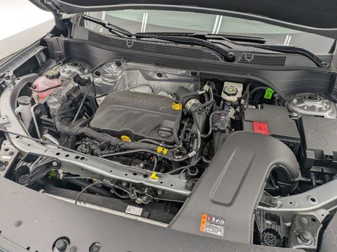 New 2026 Chevrolet Trax RS w/ Sunroof Package FWD image 15