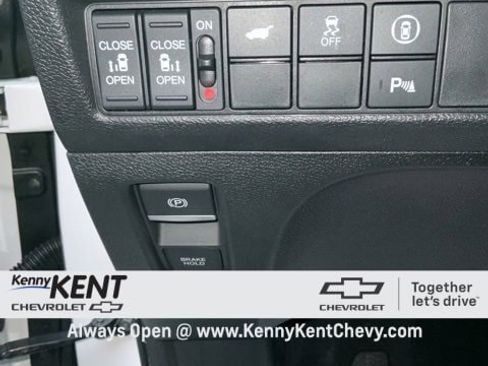 Used 2024 Honda Odyssey Elite image 32