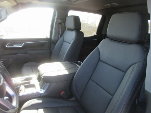 New 2026 GMC Sierra 1500 SLT w/ SLT Premium Plus Package AWD/4WD image 14