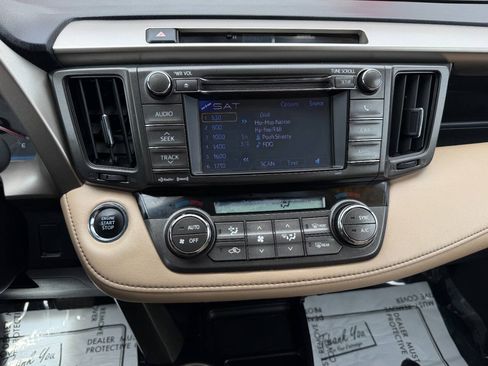 Used 2013 Toyota RAV4 Limited AWD/4WD image 43